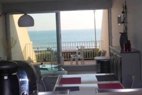 Appartement d'une chambre a La Baule Escoublac a 10 m de la plage avec vue sur la mer balcon amenage et wifi